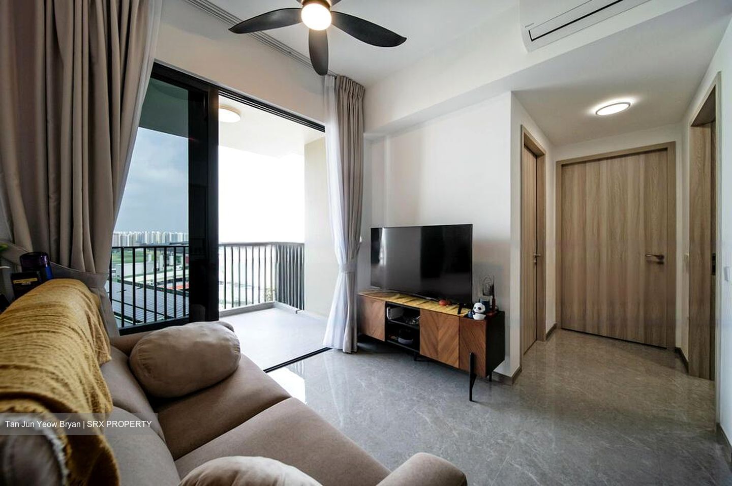 Sengkang Grand Residences (D19), Apartment #454650081